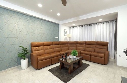 Upper Govind Nagar Apartment | 4 BHK Luxurious near Goregaon Exhibition center