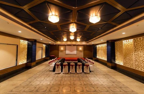 Hinjawadi Hotel | 41 m² Hotel ∙ 2 guests