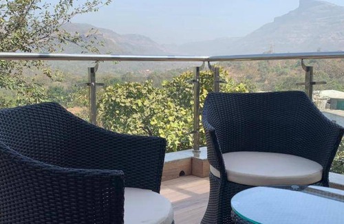 Lonavala Resort | 450 m² Resort ∙ 3 bedrooms ∙ 6 guests
