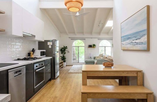Scarborough Villa | 5 Beach Baby Bungalow & Parking