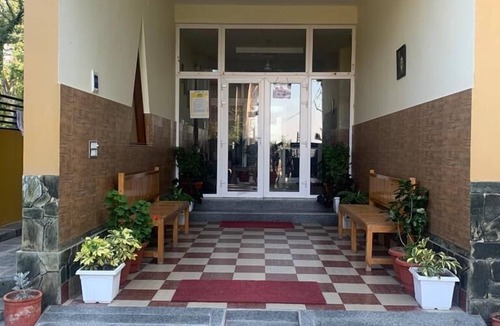 Sidhpur Villa | 5 suites villa for upto 18 pax