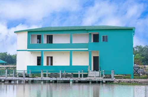 Jharkhali Resort | 50 m² Resort ∙ 2 guests
