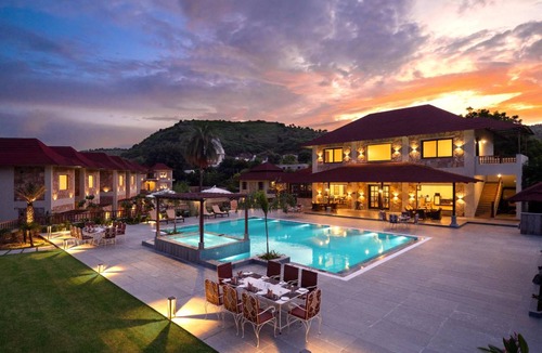 Eklingji Resort | 51 m² Resort ∙ 3 guests