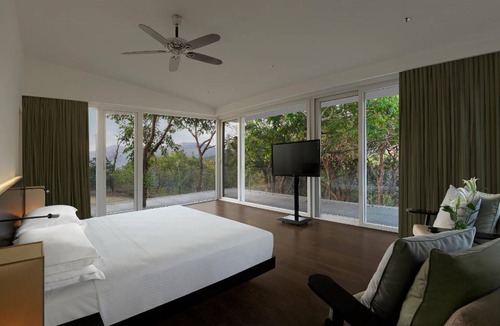 Rao Colony Hotel | 550 m² Hotel ∙ 3 bedrooms ∙ 127 guests