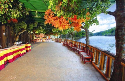Pulamanthole Resort | 56 m² Resort ∙ 5 guests