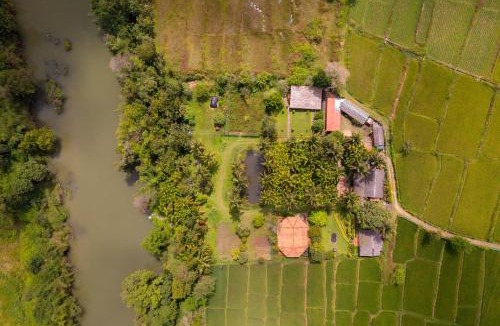 Kushalnagar House | 5BR Firefly By The River with Breakfast - Nature's Lap