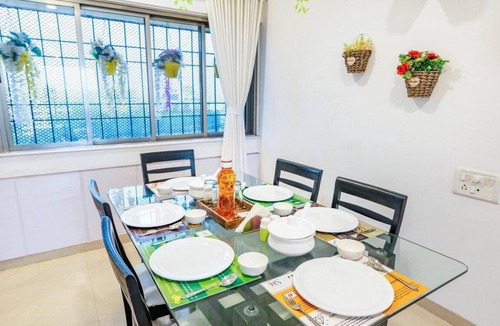 Bandra East Apartment | 700 m² Apartment ∙ 3 bedrooms ∙ 9 guests