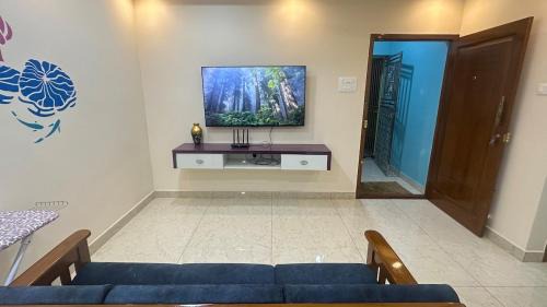 Perungudi Apartment | 8 Beds 3BHK Perungudi WTC Apollo DLF Kitchn Wi-Fi