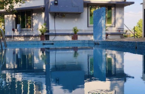 Ulhasnagar Villa | 800 m² Villa ∙ 3 bedrooms ∙ 26 guests