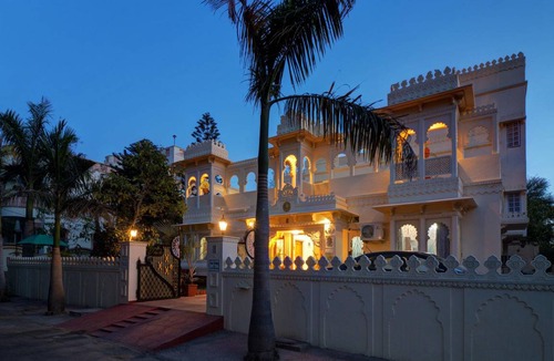 Bedla House | 836 m² House ∙ 4 bedrooms ∙ 12 guests