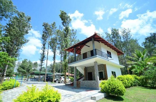 Kushalnagar Hotel | 86 m² Hotel ∙ 10 guests