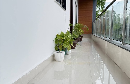 Gaya Apartment | A modern, artsy 2BHK with a splash of boho charm.