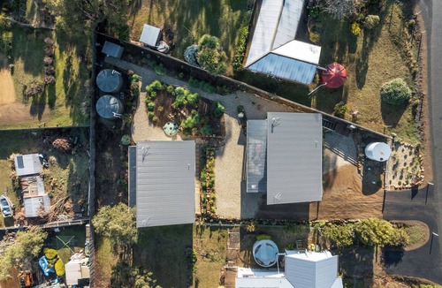 Alonnah House | A unique, luxurious, eco-friendly hempcrete home on Bruny Island. Pet friendly!