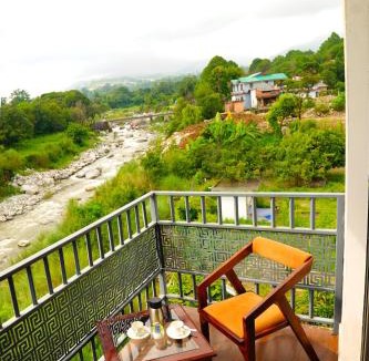 Sheehla Apartment | Aachman River Valley Resort by Naina Staycation