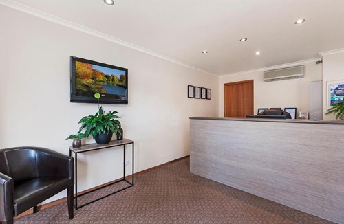 Hamilton Hotel | AAt 28 Goldsmith Motel
