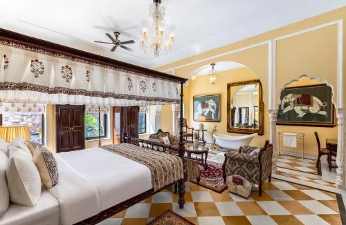 Khetri Hotel | Abheygarh