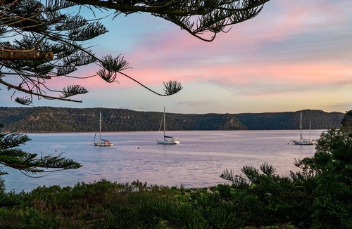 Patonga House | Absolute Beach Front House Panoramic