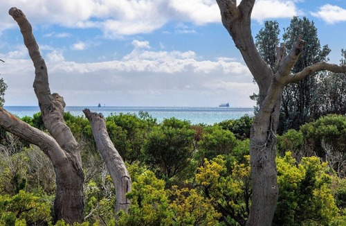 Rosebud House | Absolute Beachfront - Luxury Accommodation in Rosebud