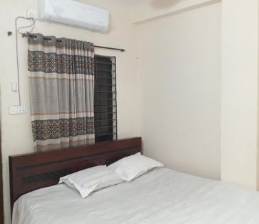 Mirpur Apartment | AC 2-Bedroom Flat-2 Mins Walk from Mirpur 10 Metro