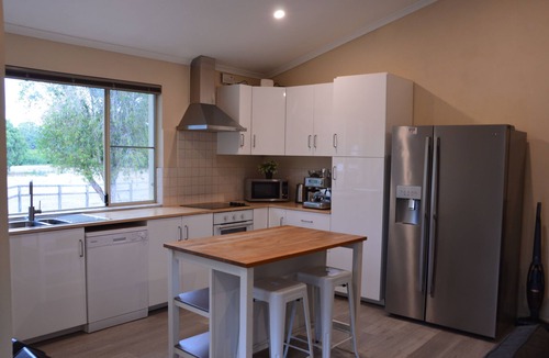 Margaret River Apartment | Acacia Chalets