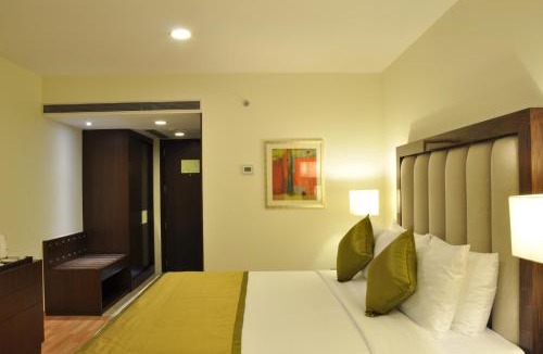 Bangalore City Center Hotel | Adarsh Hamilton