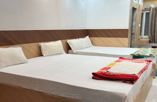 Kendujhar Cabin | Adhunik Palace