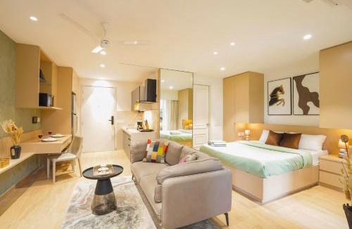 Viman Nagar Apartment | Aerovista Suites - Neon Homeotel- 1 kms from Airport