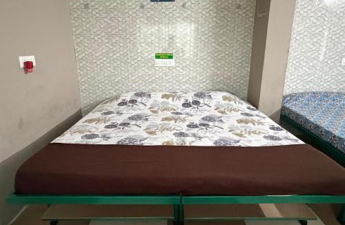 Chidambaram Hostel | AGH Darshan Fam Stay