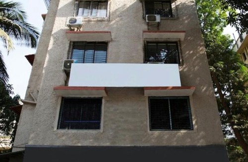 Chembur East Bed & Breakfast | AGRAWAL BHAVAN BUDGET Stay only for indians
