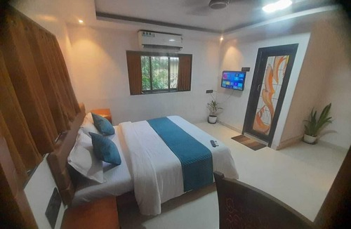 Chembur East Apartment | AGRAWAL BHAVAN WITH TERRACE GARDEN Spacious 6-bedroom apartment