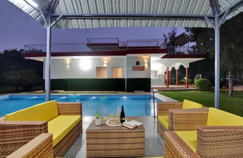 Bhiwadi Villa | Alaya Stays Luxe FarmAcre Pet-friendly 4-BHK Villa With Private Pool, Garden & Terrace