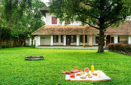 Alwaye Villa | Alaya Stays Mangaly Heritage 270-Year-Old 3 BHK Authentic Kerala Heritage Villa with Courtyard & Garden