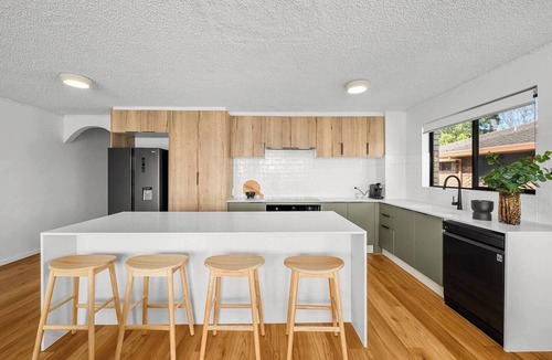 Tweed Heads Apartment | Ali's Waterfront Escape - Kayaks, Fishing, Beach