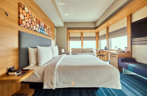 Aerocity Hotel | Aloft by Marriott New Delhi Aerocity
