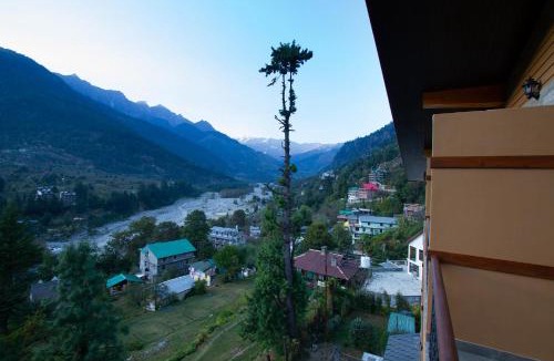 Manali Resort | Aloka Resort