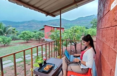 Paud Bed & Breakfast | Alphanso Nature Resort By MH Campers
