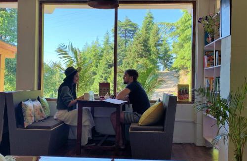 McLeod Ganj Hostel | Alt Life Stays - Dharamkot Mcleodganj