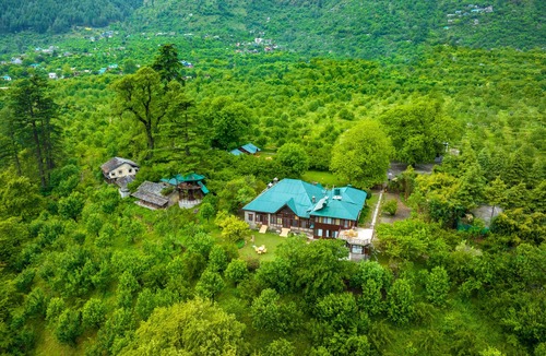 Raison Villa | Amã Stays & Trails Ramgarh Heritage Villa , Manali
