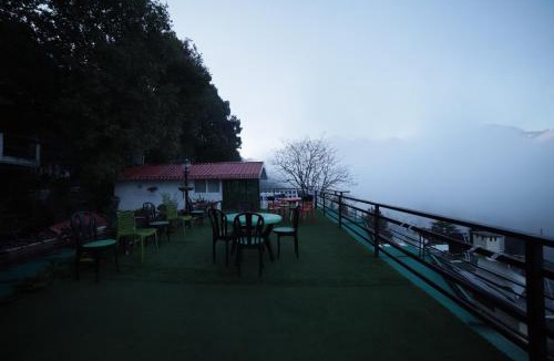 Nainital Hotel | Aman The Lake Side Nainital