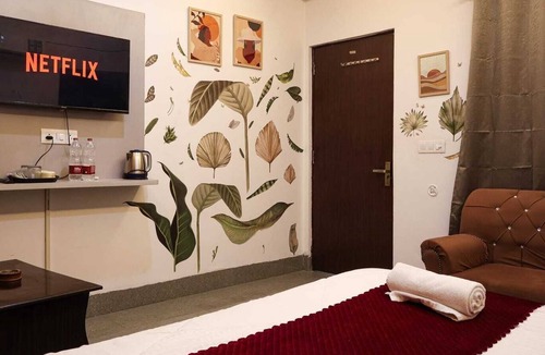 Greater Noida Hotel | Amara Inn by Sandane Homes