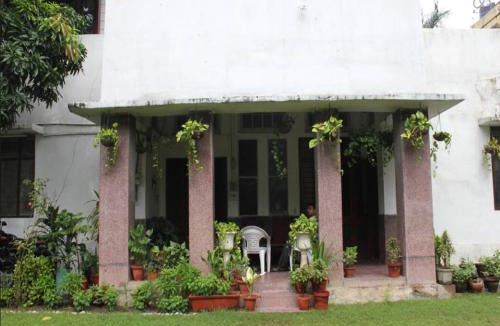 Nizamuddin East Bed & Breakfast | Amidst Monuments and Serenity