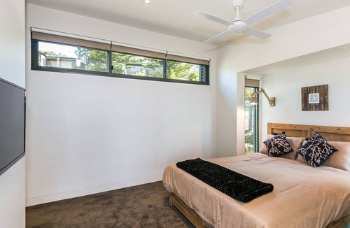 Anglesea House | Among the Treetops ID - AS085