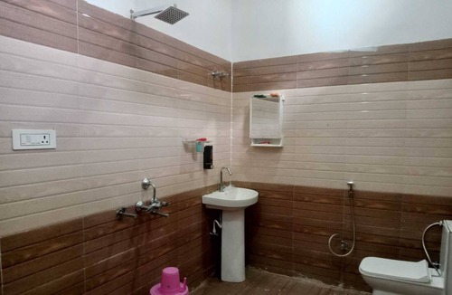 Ayodhya Bed & Breakfast | Amrit Niwas