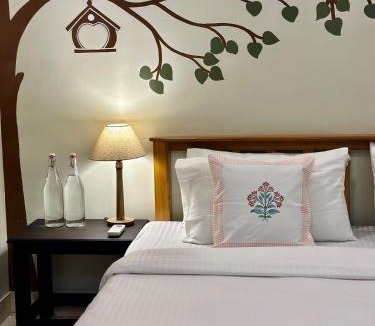Uchiyarda House | ANAND VILLA HOLIDAY HOME, 4 BHK Villa