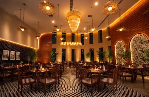 Jaunpur Hotel | Ananta Express Jaunpur