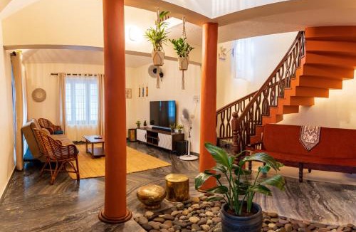 Kozhikode Villa | Angam Banyan - Tropical Boho 2BHK Villa - 3Beds - Botanical Garden