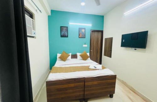 New Delhi Hotel | Anmol Residency- Near Saket Metro Station