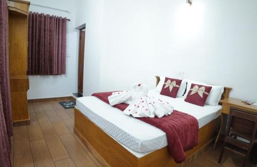 Devikolam House | Ann's Rose Haven pool villa munnar by blueway hotels