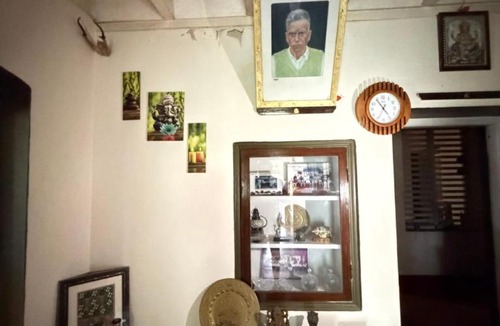 Kudrasthe House | Antique bee tee homestay
