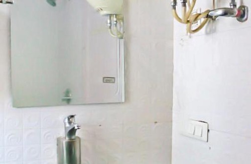 Saket Apartment | Apartment with Wi-Fi in Saket, New Delhi, by GuestHouser 14949